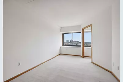 1920 S 1st Street #1406, Minneapolis, MN 55454 - Photo 16
