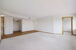 1920 S 1st St, Minneapolis, MN 55454 - Photo 8