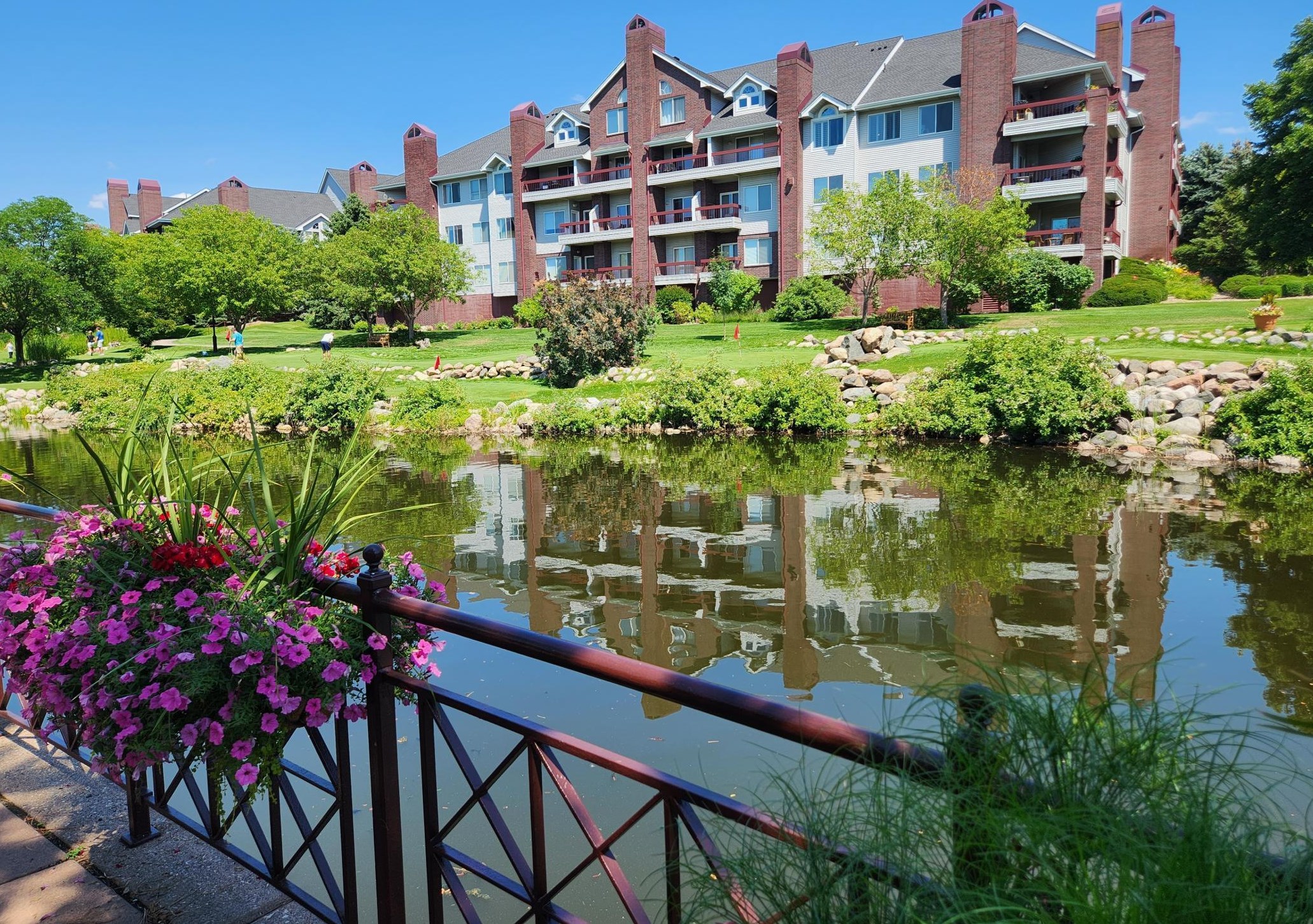 7635 Edinborough Way 5105, Edina, MN 55435 MLS 6408033 Coldwell Banker