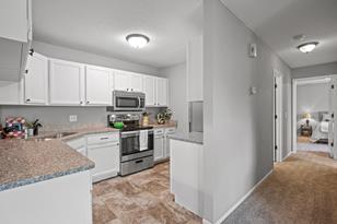 1560 Helmo Ave N - Photo 6