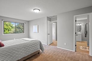 1560 Helmo Ave N - Photo 10