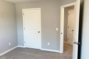 2425 Greenbriar Ln - Photo 10