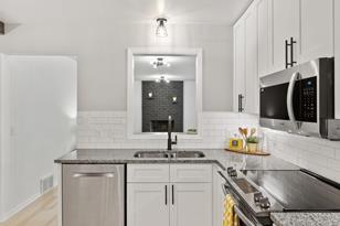 6445 Olson Memorial Hwy - Photo 16