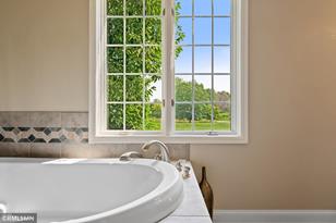 7 Bayhill Rd - Photo 14