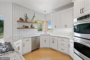 7 Bayhill Rd - Photo 8
