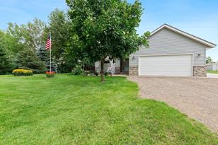 31787 Lakeway Dr NE - Photo 12