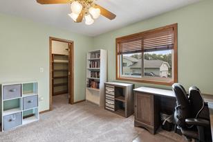 31787 Lakeway Dr NE - Photo 20