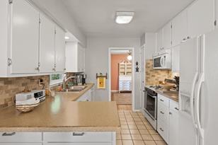 1345 Valley St - Photo 4