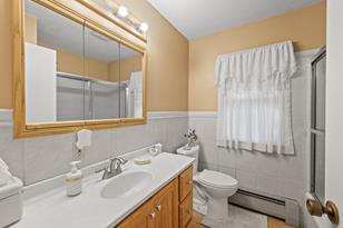 1345 Valley St - Photo 18