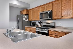 345 Roosevelt St S - Photo 8