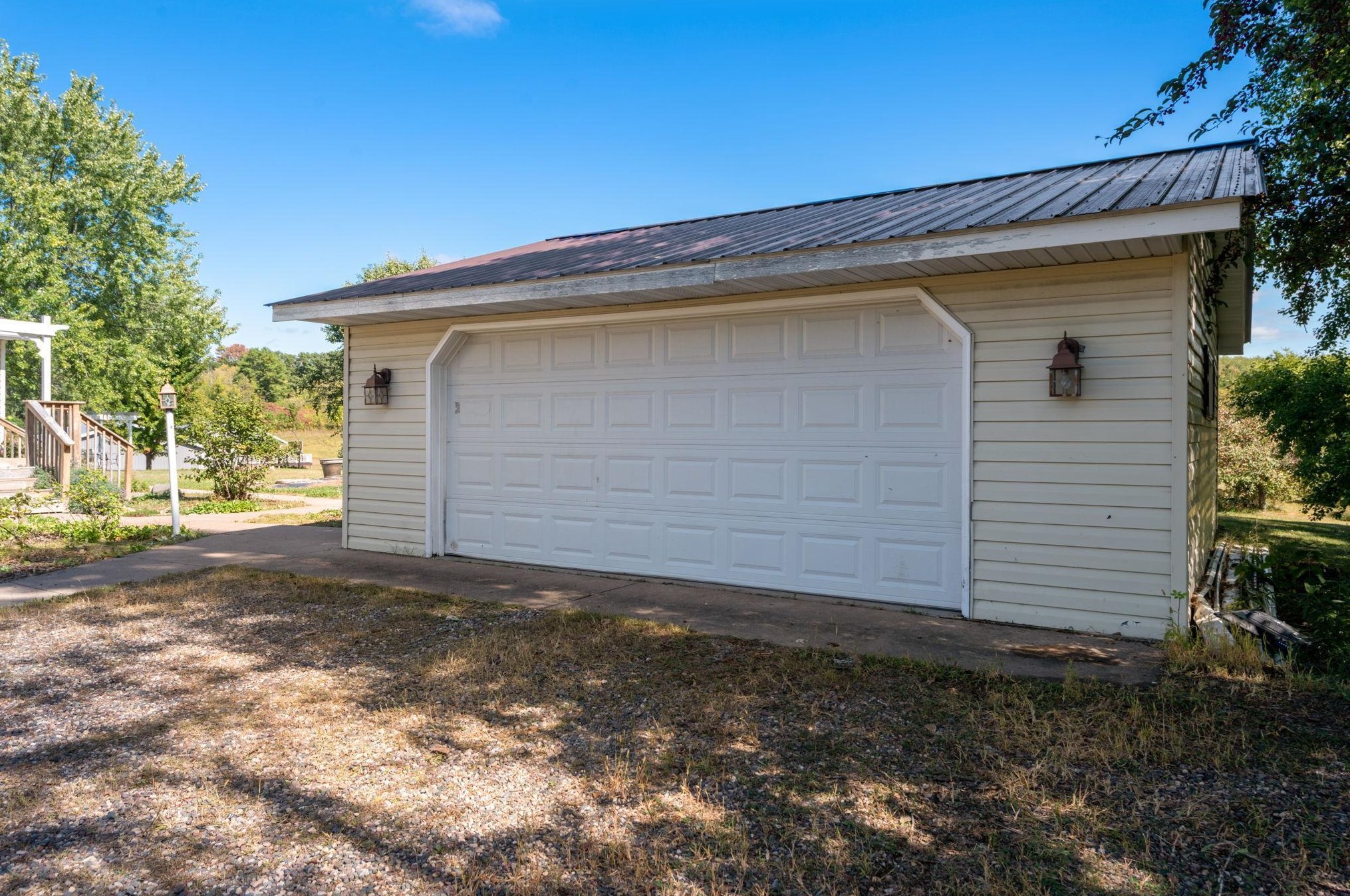 384 140th St, Deronda, WI 54001