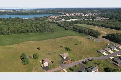 210 Amber View St, Menomonie, WI 54751 - Photo 2