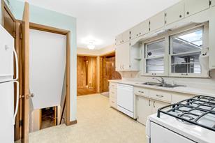 320 2nd St SE - Photo 4