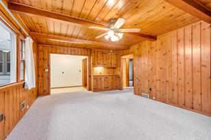 320 2nd St SE - Photo 8