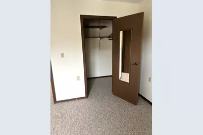 221 E Cavour Avenue, Fergus Falls, MN 56537 - Photo 10