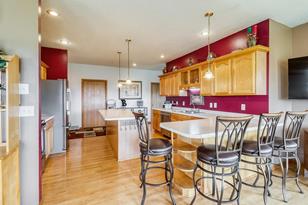 20200 Cassidy Ln - Photo 4