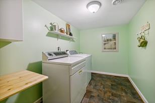 9042 Kell Cir - Photo 20