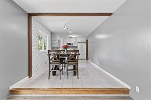 921 Whitney Dr - Photo 10