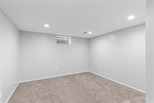 921 Whitney Dr - Photo 28