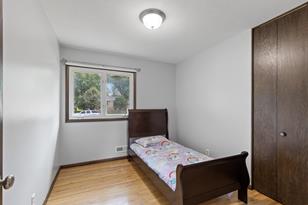 921 Whitney Dr - Photo 18