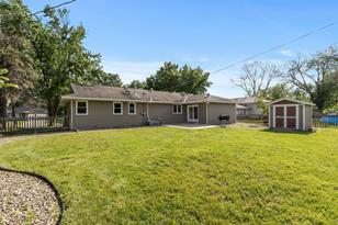 921 Whitney Dr - Photo 32