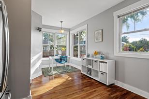 2603 James Ave N - Photo 4