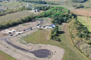 924 SW 8th St, Pine Island, MN 55963 - Photo 1