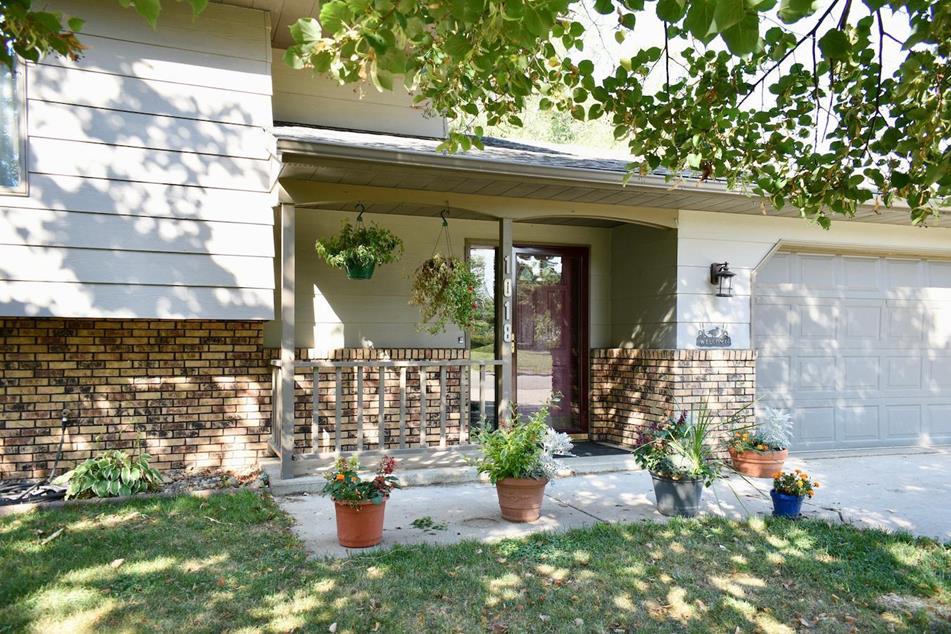 1018 Broadway Ave, Wabasha, MN 55981 MLS 6433747 Coldwell Banker