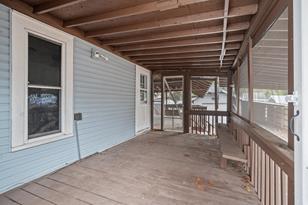 852 Jackson St - Photo 16