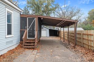 852 Jackson St - Photo 14