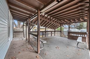 852 Jackson St - Photo 18