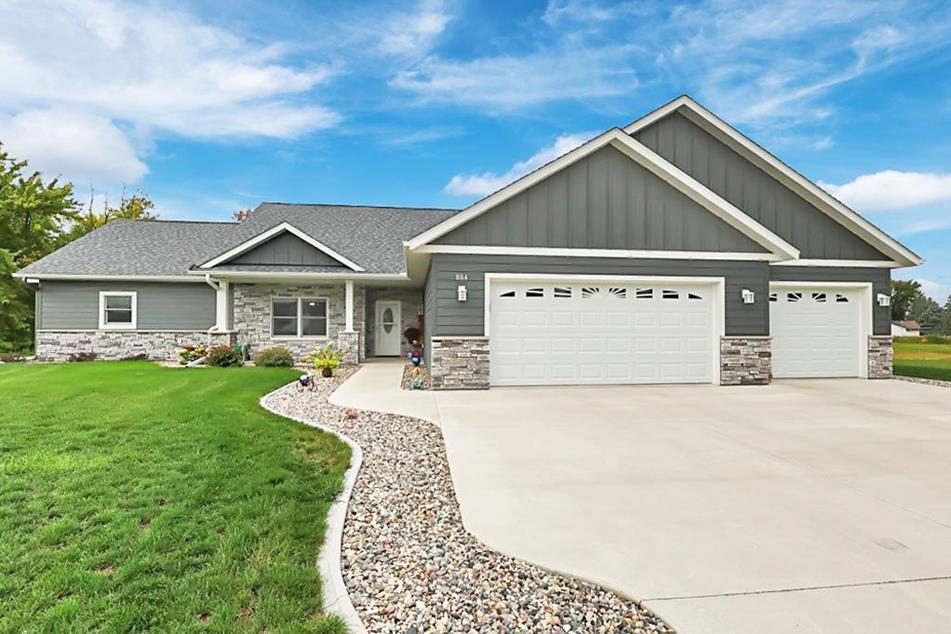 804 Mitchell Ct, Glencoe, MN 55336 MLS 6438474 Coldwell Banker