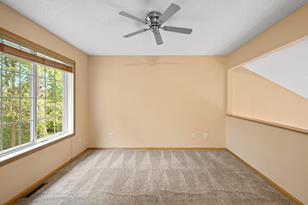 9847 Hamlet Ln S - Photo 20