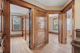 556 Charles Ave - Photo 8