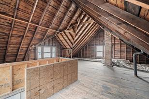 556 Charles Ave - Photo 16