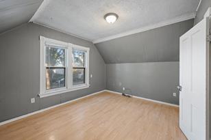 451 Charles Ave - Photo 8