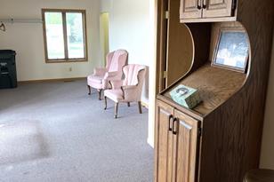 620 3rd St NE - Photo 4