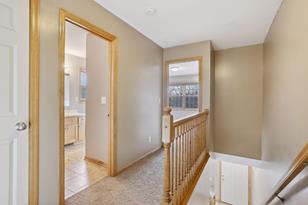 1366 Barclay St - Photo 8