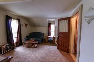 208 3rd Ave NW - Photo 4