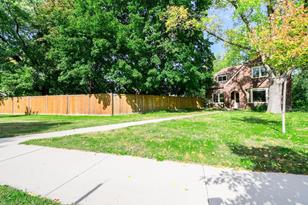 711 W Wheelock Pkwy - Photo 8