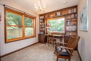 711 W Wheelock Pkwy - Photo 48