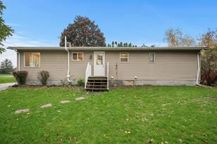 1311 Carnelian St N - Photo 28