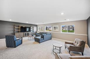 8031 Langley Ave NE - Photo 10