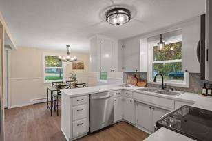 10169 Parrish Ave - Photo 6