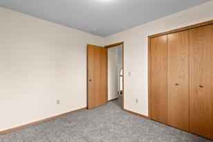 1235 10th Ave SE - Photo 20