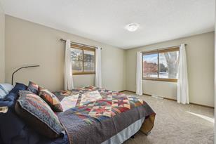 1115 Central Ave N - Photo 4