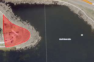 520 Park Island Rd, Center City, MN 55012