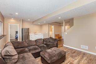 10025 Ponds Way - Photo 18