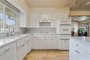 153 Poplar St E - Photo 4