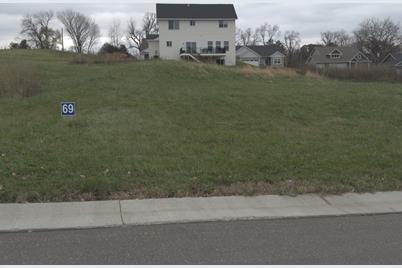 482 Delta Queen Avenue, Prescott, WI 54021 - Photo 1